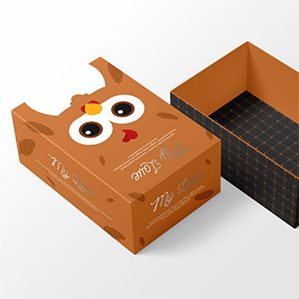 这次分享的是，猫头鹰个性礼品包装盒样机（PSD），适用于个性礼品设计包装展示。